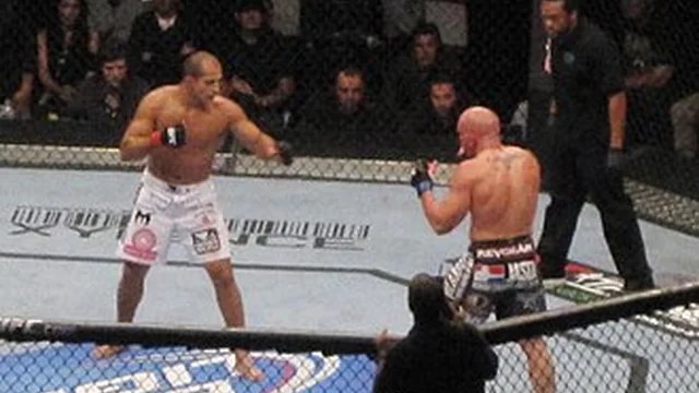 Play UFC Betting at crown-88sg.com